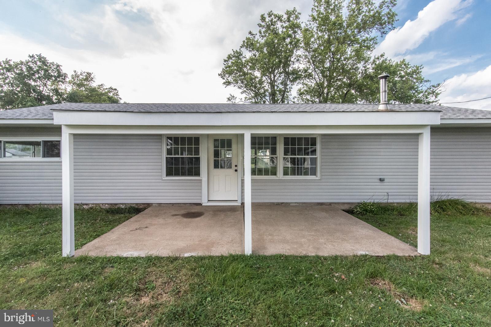 28 Gun Road Levittown, PA 19057 - Photo 34 of 40