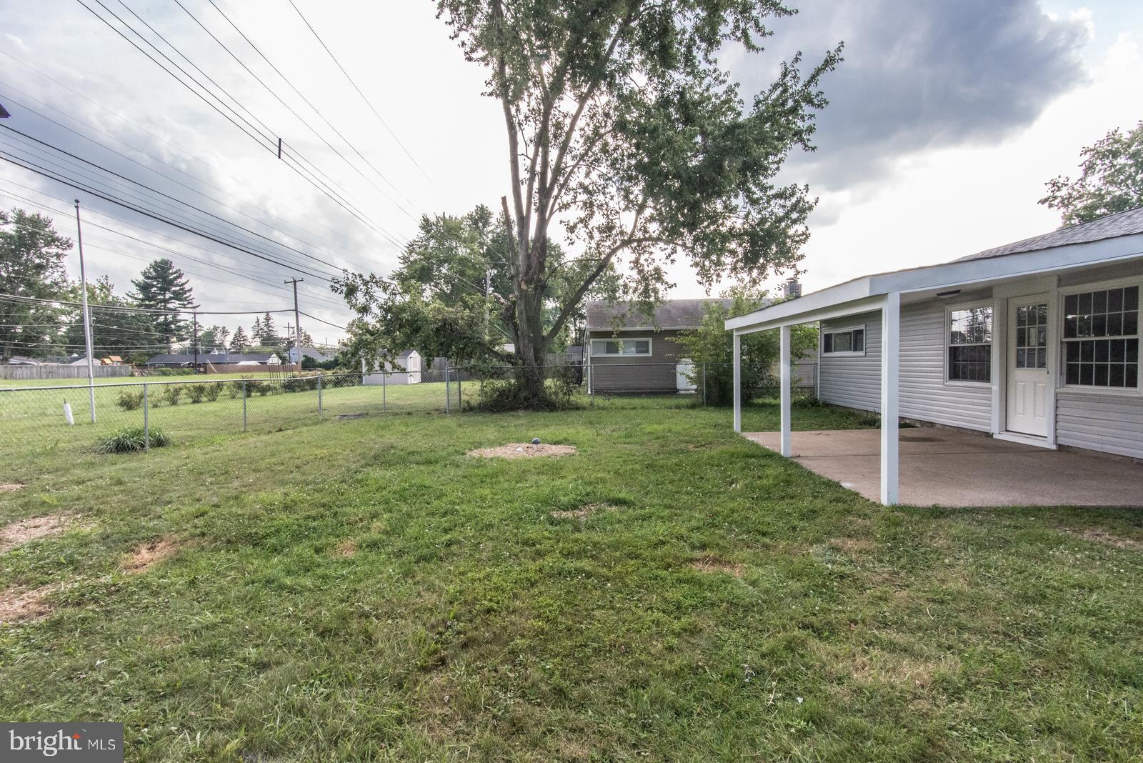 28 Gun Road Levittown, PA 19057 - Photo 39 of 40