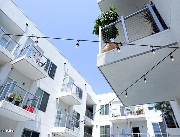 a view of buildings