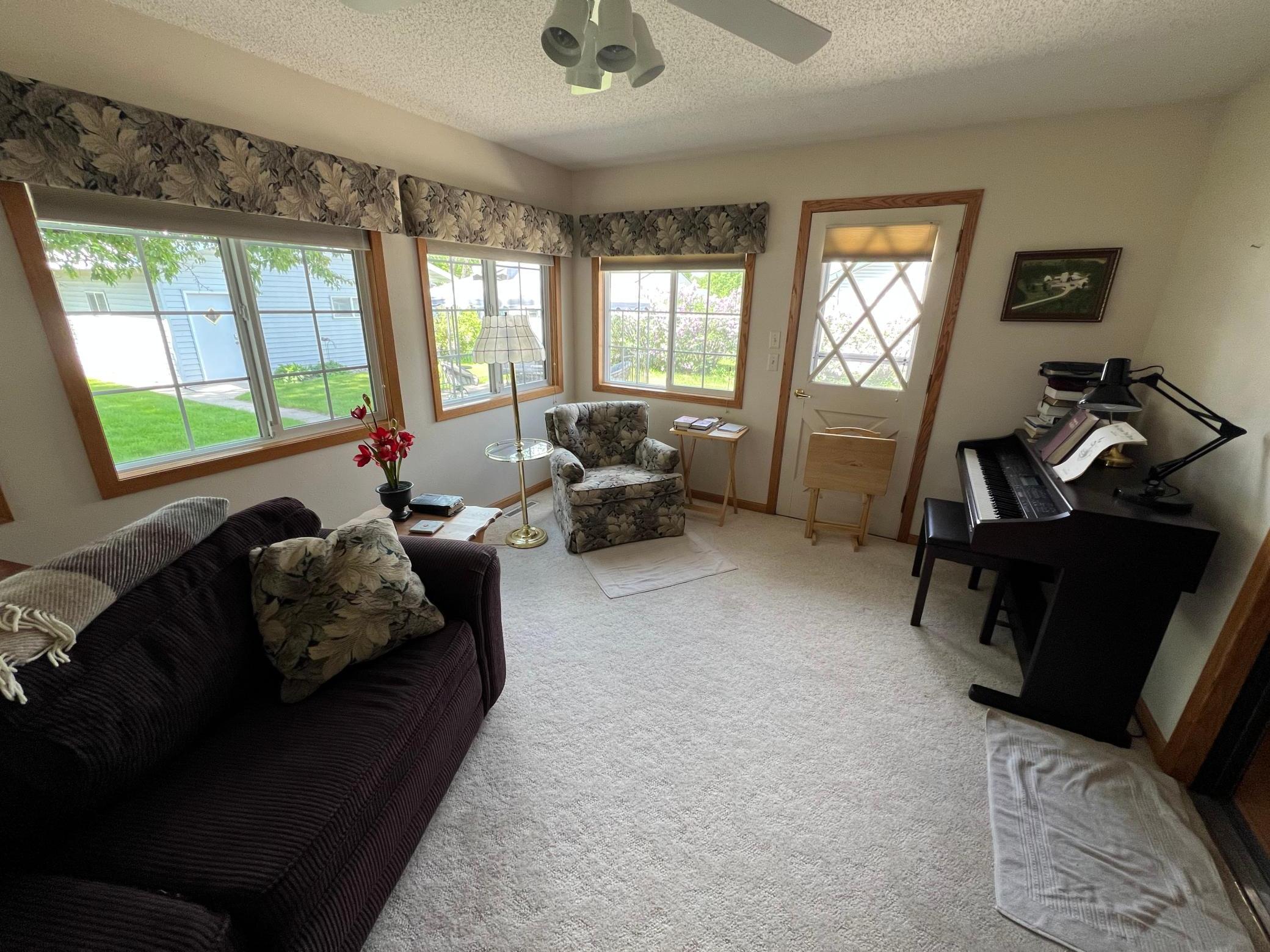407 1st Street Southwest Wadena, MN 56482 - Photo 9 of 46