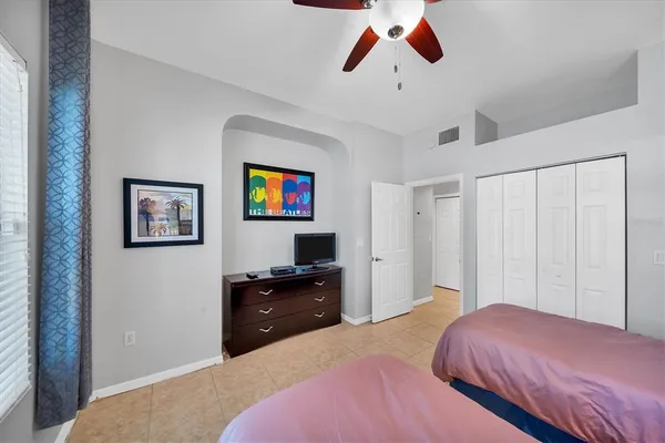 $4,200 | 3604 54th Drive West, Unit 102, Bradenton, FL 34210