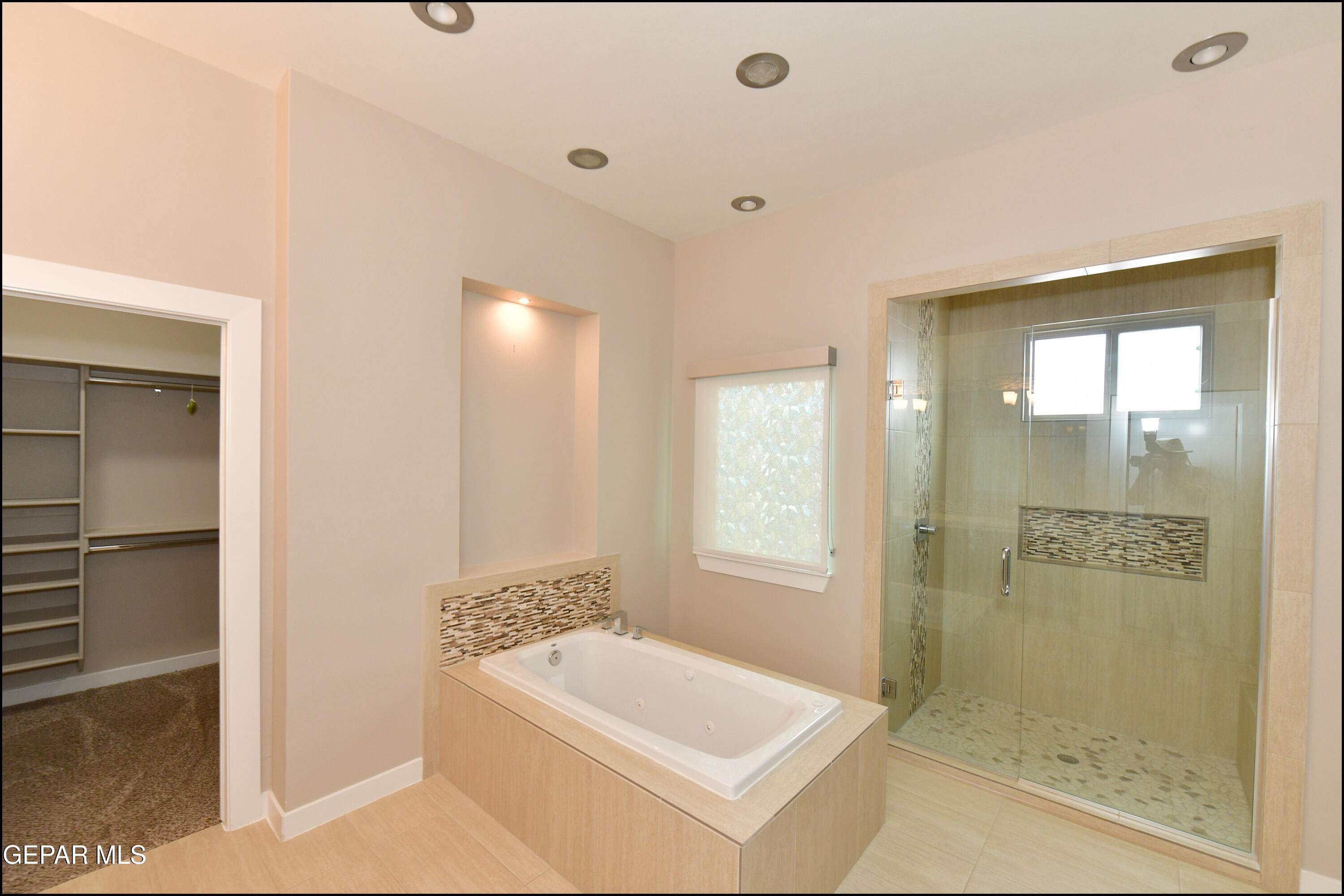 6295 Casper Ridge Drive El Paso, TX 79912 - Photo 15 of 85 29