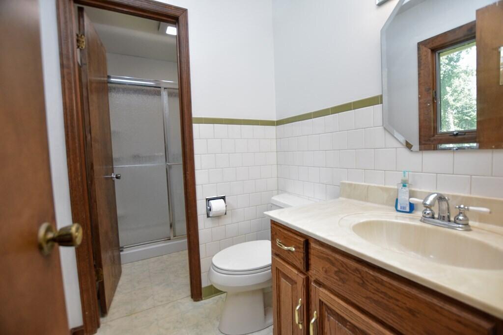 841 Sugar Creek Road Southeast Cleveland, TN 37323 - Photo 8 of 18 8