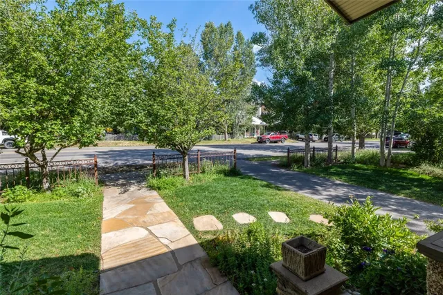 $3,950,000 | 513 7th Street, Steamboat Springs, CO 80487