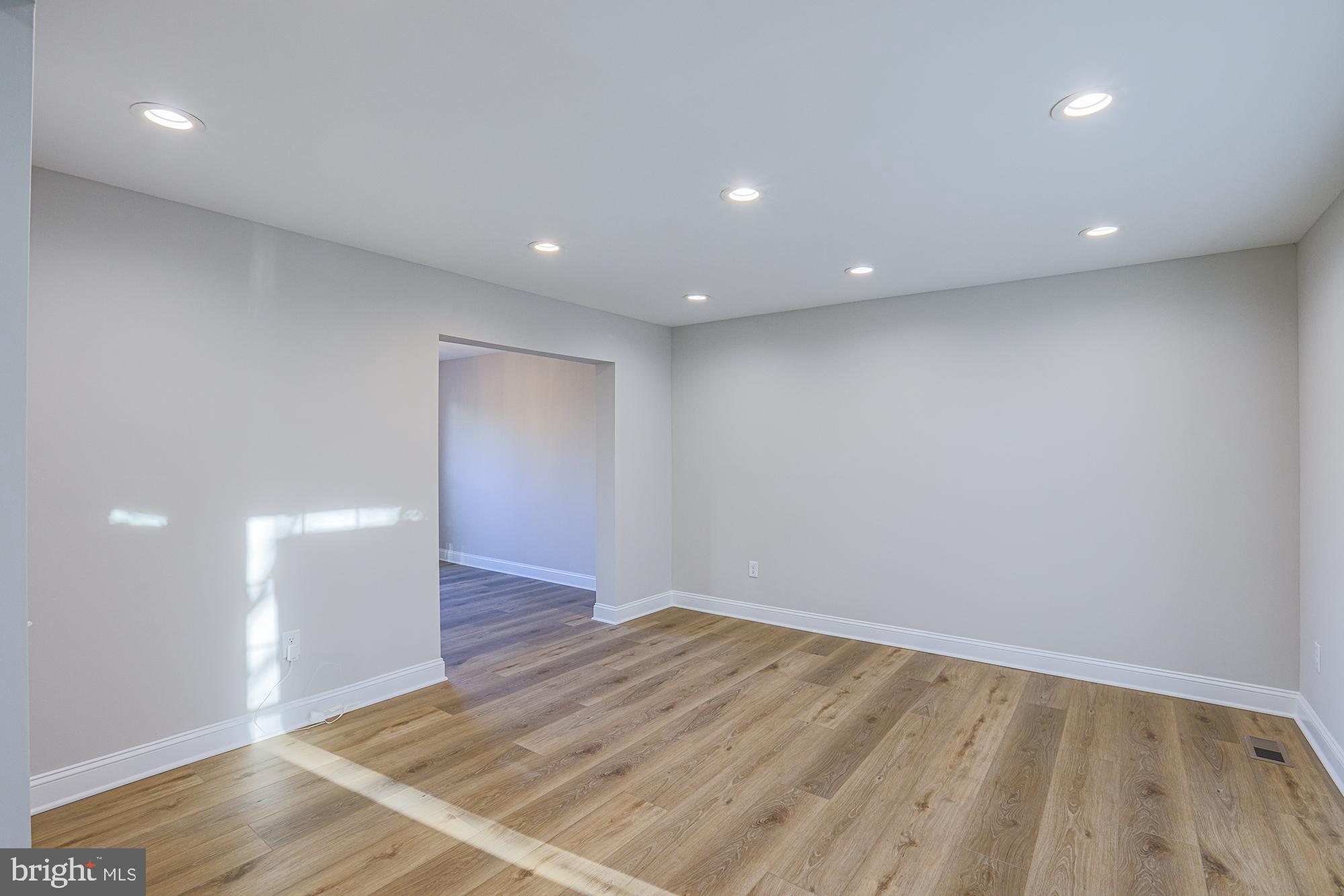 9804 Linden Hill Road Owings Mills, MD 21117 - Photo 4 of 64