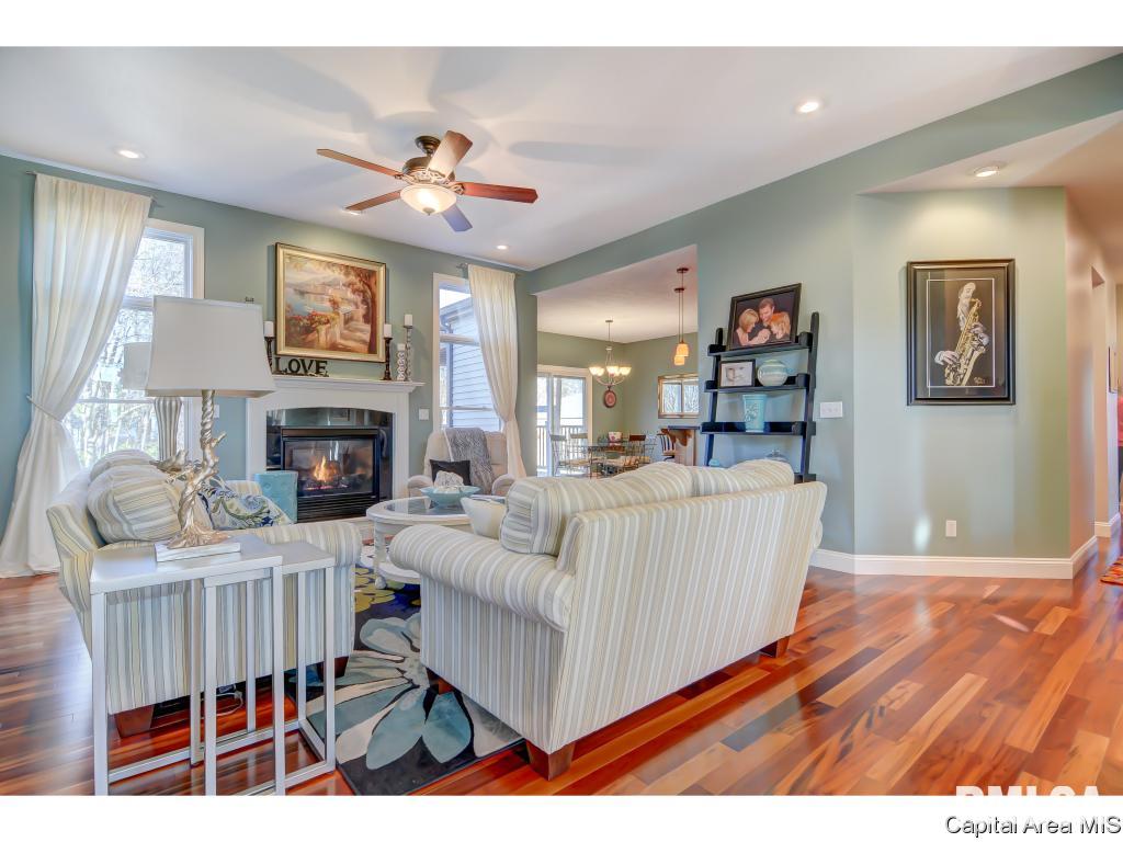 325 Brookside Lane Chatham, IL 62629 - Photo 5 of 27 Gallery Image 5