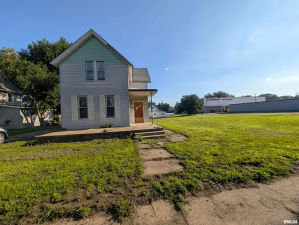 $74,900 | 1019 Broadway Street, Pekin, IL 61554