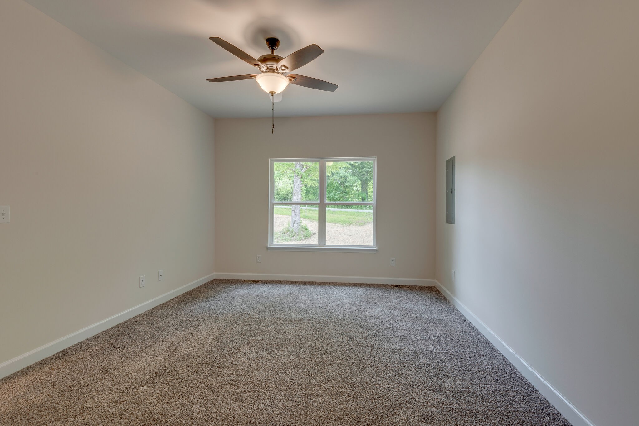 1170 Cowan Road Dickson, TN 37055 - Photo 14 of 30 an empty room with a window