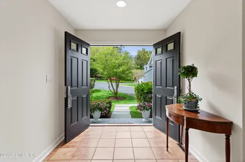$2,995,000 | 1 Old Church Road, Unit 6, Greenwich, CT 06830