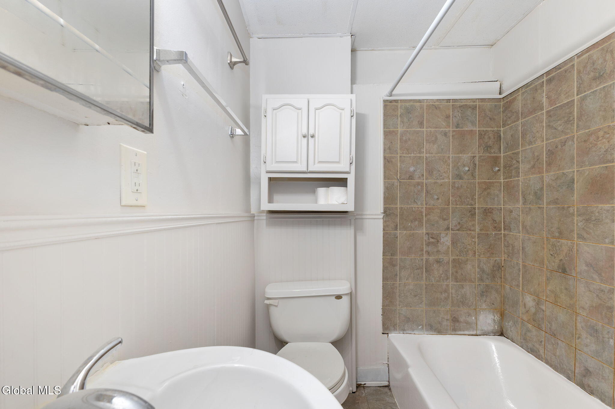 134 Front Street Schenectady, NY 12305 - Photo 11 of 45 11-134FrontSt_11