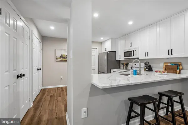 $3,200 | 5715 Balsam Grove Court, North Bethesda, MD 20852