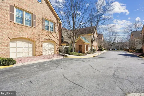 $3,200 | 5715 Balsam Grove Court, North Bethesda, MD 20852