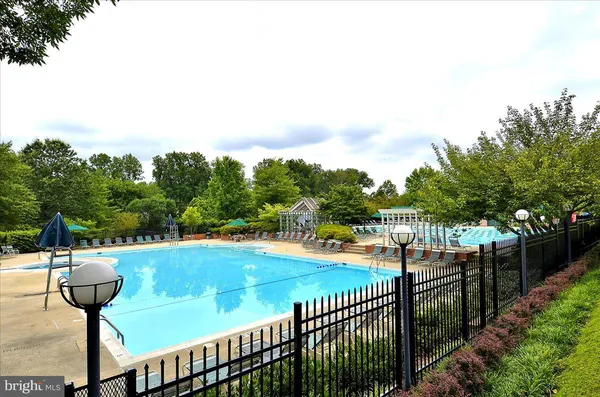 $3,200 | 5715 Balsam Grove Court, North Bethesda, MD 20852