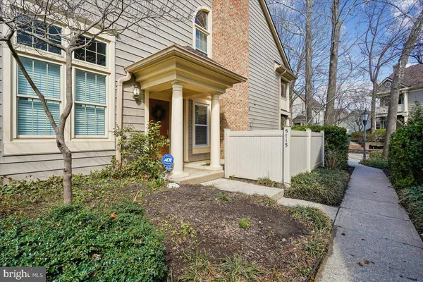 $3,200 | 5715 Balsam Grove Court, North Bethesda, MD 20852