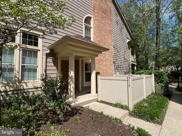 $3,200 | 5715 Balsam Grove Court, North Bethesda, MD 20852