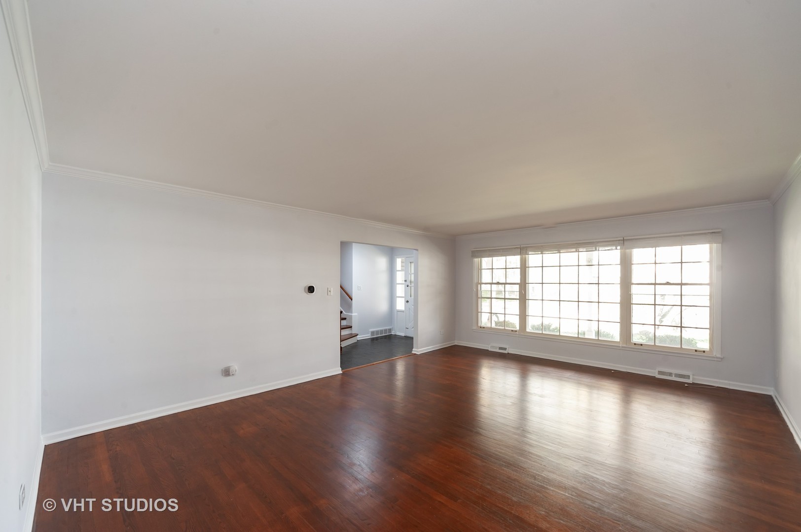 2813 Shannon Road Northbrook, IL 60062 - Photo 3 of 23