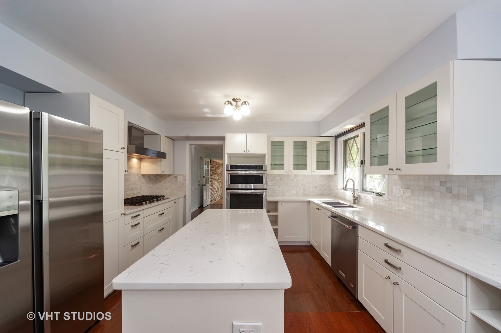 2813 Shannon Road Northbrook, IL 60062 - Photo 7 of 23