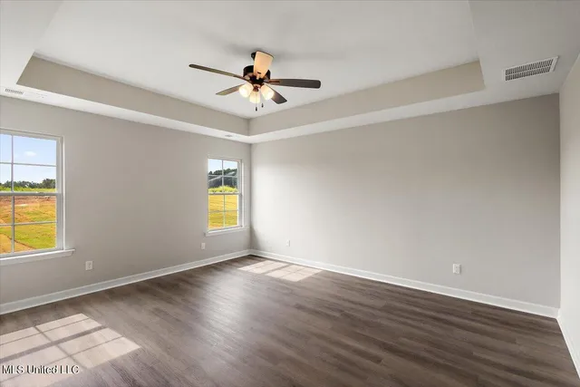 $319,900 | 6502 Benjamin Cove, Walls, MS 38680