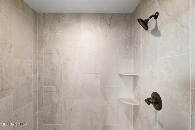 $319,900 | 6502 Benjamin Cove, Walls, MS 38680