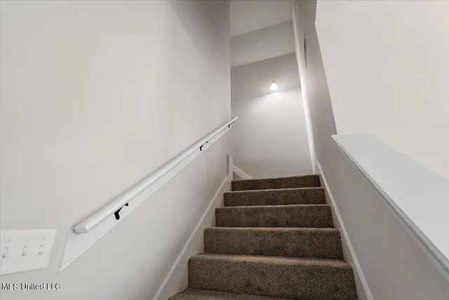 $319,900 | 6502 Benjamin Cove, Walls, MS 38680