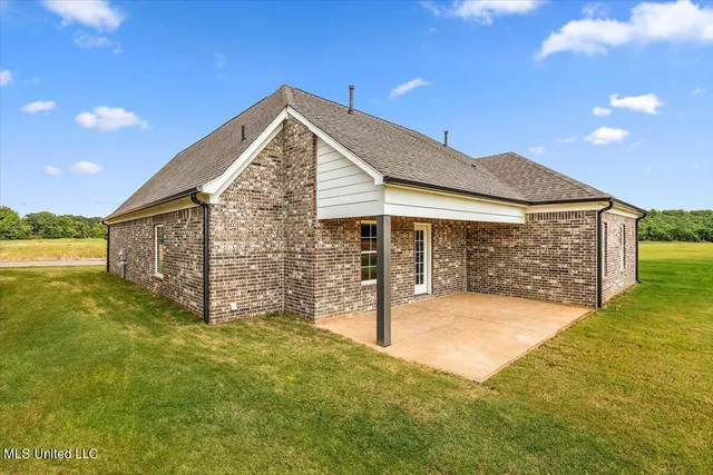 $319,900 | 6502 Benjamin Cove, Walls, MS 38680