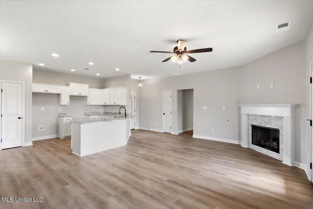 $319,900 | 6502 Benjamin Cove, Walls, MS 38680