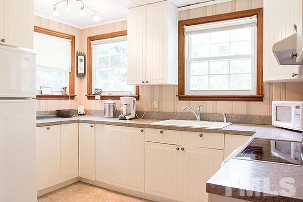 19 Oak Street Roxboro, NC 27573 - Photo 7 of 18 Gallery Image 7