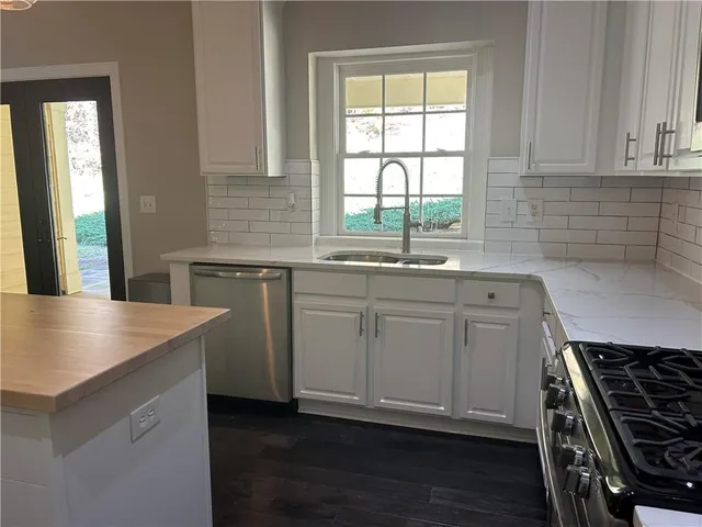 $545,000 | 713 Parkside Drive, Woodstock, GA 30188