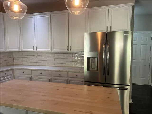 $545,000 | 713 Parkside Drive, Woodstock, GA 30188