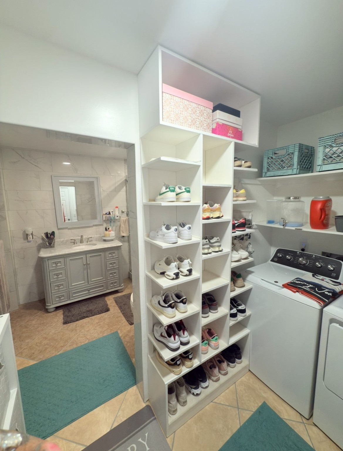 1900 Thomas Boulevard Port Arthur, TX 77640 - Photo 8 of 9 a kitchen that has a lot of cabinets in it and wooden floor