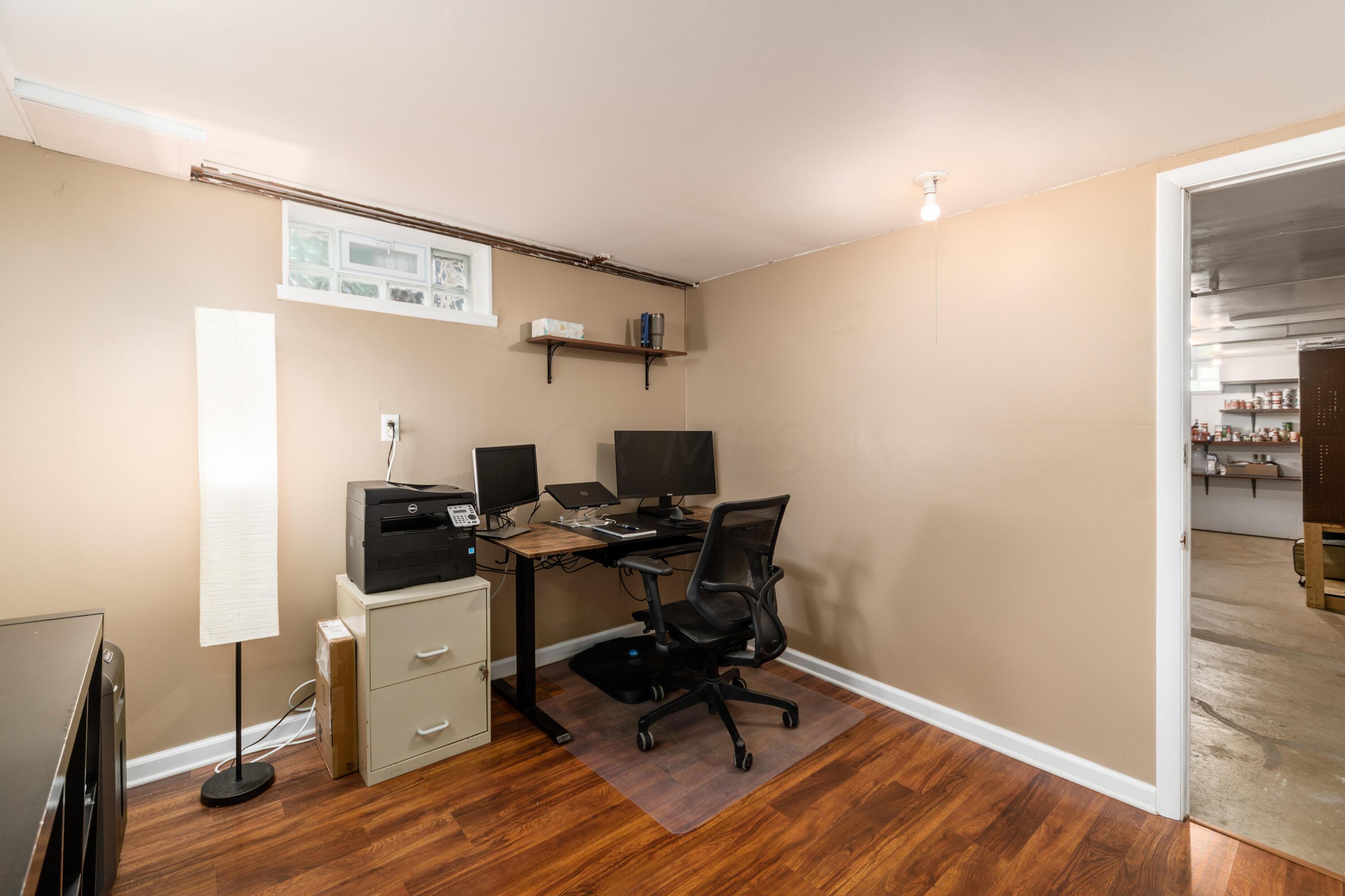 412 Deerfield Road Columbus, OH 43228 - Photo 22 of 33 LL OFFICE
