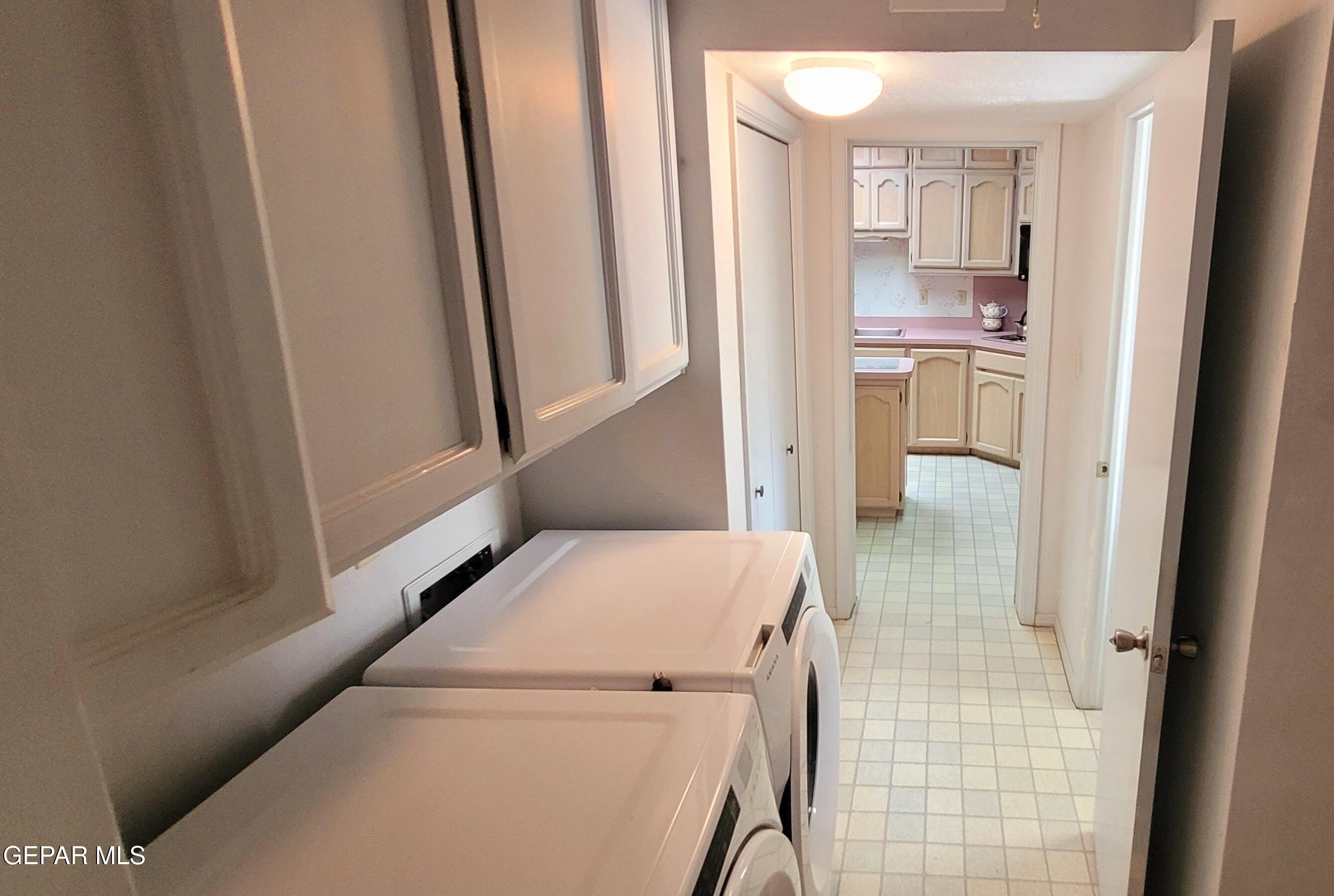 3104 Stone Edge Road El Paso, TX 79904 - Photo 45 of 46 Laundry Room