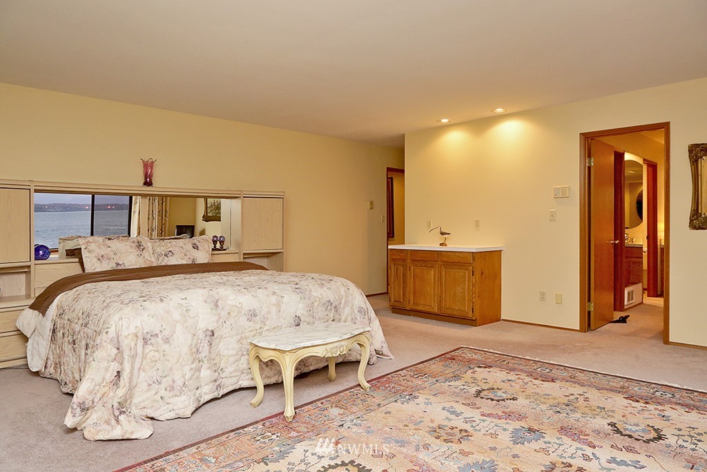 4886 Seahawk Lane Clinton, WA 98236 - Photo 16 of 25 Gallery Image 16