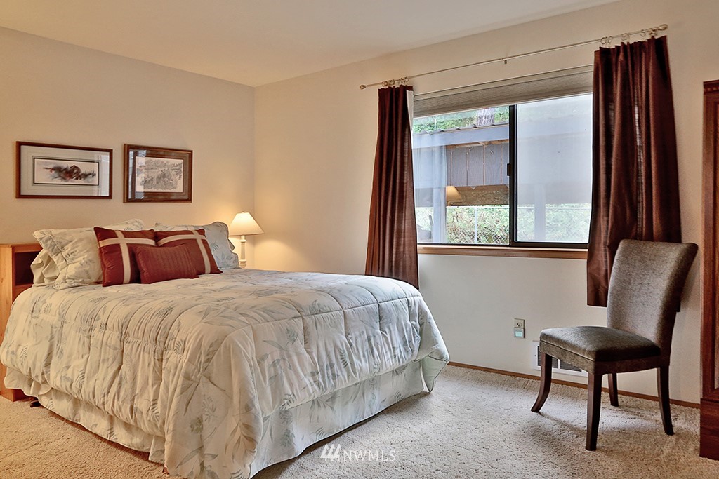 4886 Seahawk Lane Clinton, WA 98236 - Photo 18 of 25 Gallery Image 18