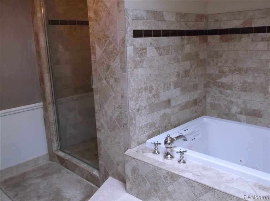 616 Washington Road Grosse Pointe, MI 48230 - Photo 19 of 25 Master Bath