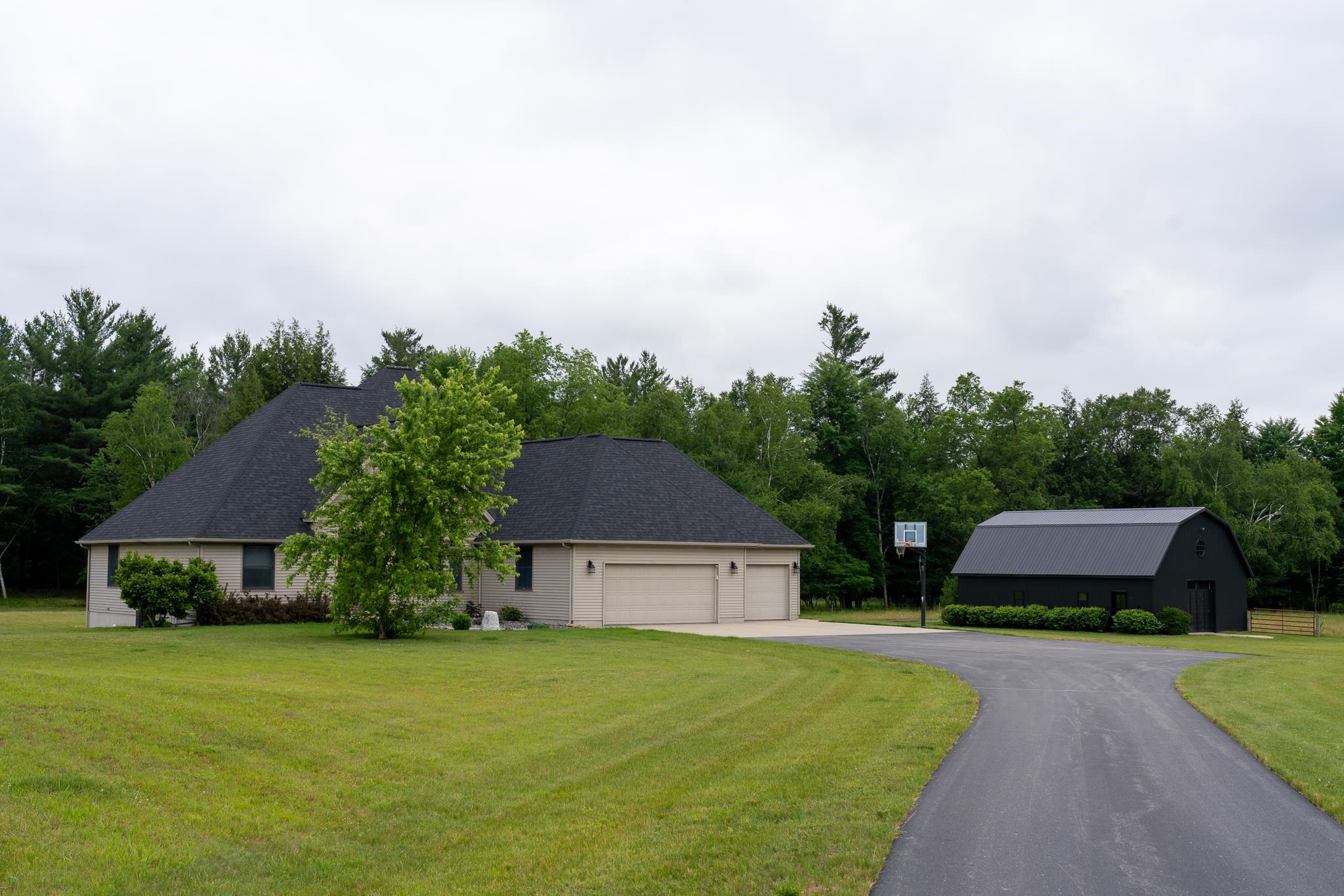 7667 West Pickard Road Mount Pleasant, MI 48858 - Photo 51 of 74 1947438-b43f9ae1-4e93-46ad-8f1b-b9ed68026ad1.JPG