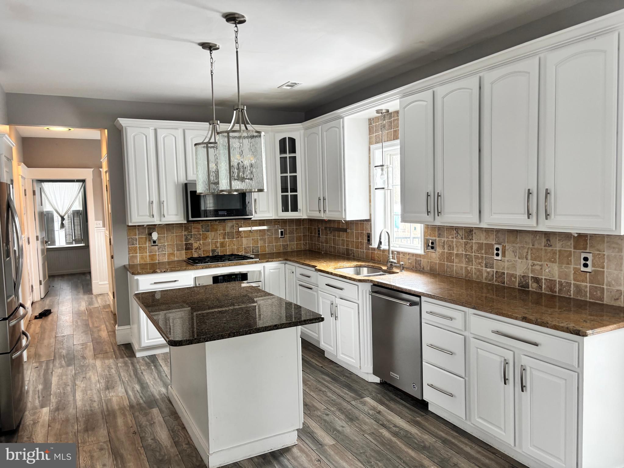 283 Cedar Road Mullica Hill, NJ 08062 - Photo 7 of 42