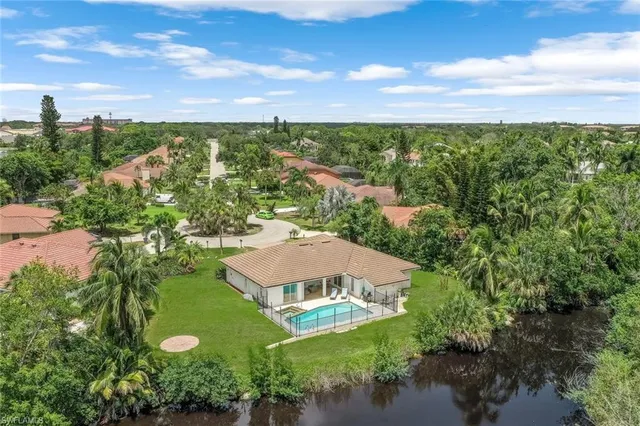 $720,000 | 27164 Edenbridge Court, Bonita Springs, FL 34135