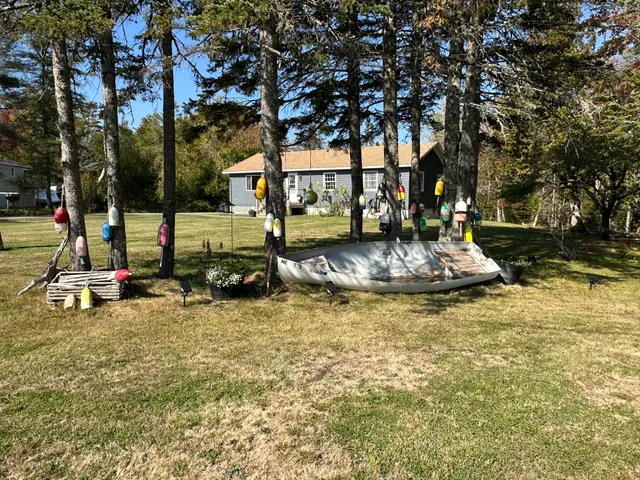 $329,000 | 264 Cross Road, Hancock, ME 04640