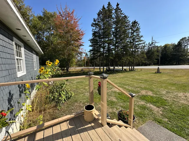 $329,000 | 264 Cross Road, Hancock, ME 04640