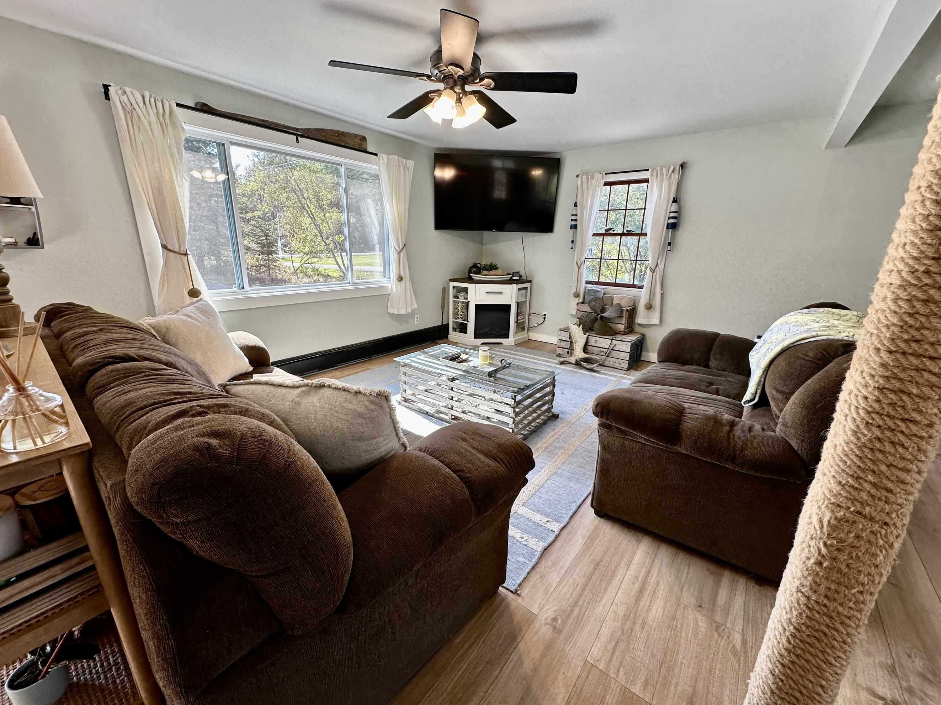 264 Cross Road Hancock, ME 04640 - Photo 8 of 28 Living room