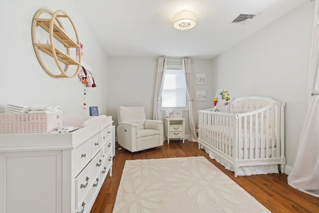 7 Abbott Road North Reading, MA 01864 - Photo 18 of 33 Gallery Image 18