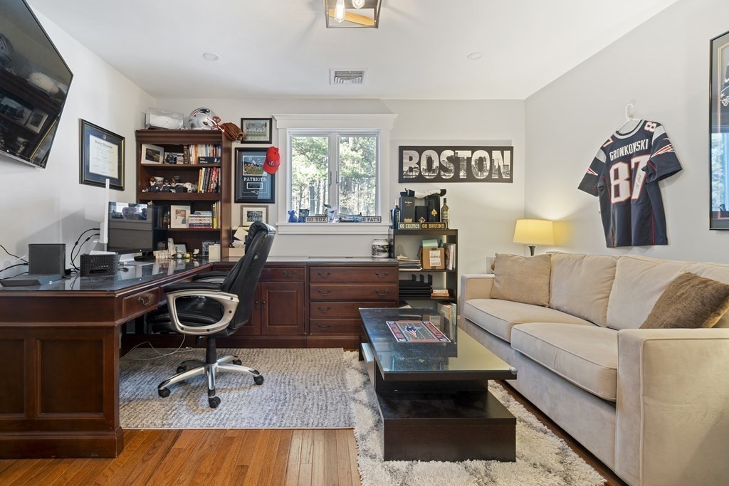 7 Abbott Road North Reading, MA 01864 - Photo 20 of 33 Gallery Image 20