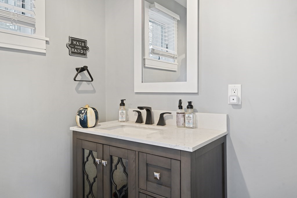 7 Abbott Road North Reading, MA 01864 - Photo 22 of 33 Gallery Image 22