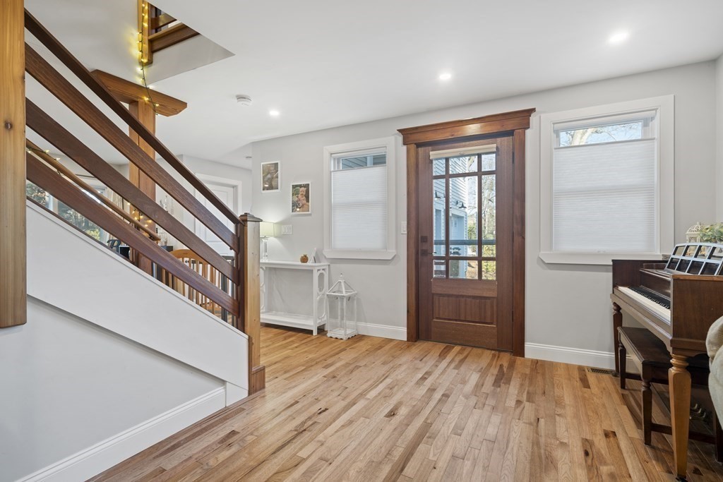 7 Abbott Road North Reading, MA 01864 - Photo 3 of 33 Gallery Image 3