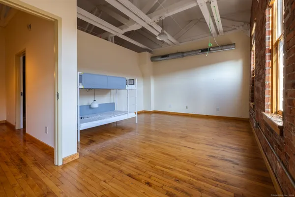 $2,200 | 325 Lafayette Street, Unit 5204, Bridgeport, CT 06604