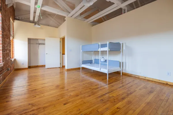 $2,200 | 325 Lafayette Street, Unit 5204, Bridgeport, CT 06604