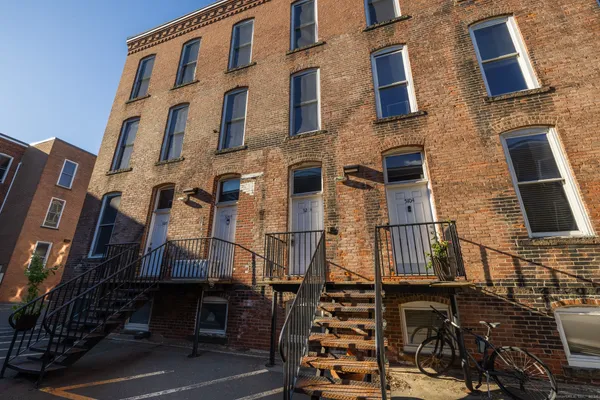 $2,200 | 325 Lafayette Street, Unit 5204, Bridgeport, CT 06604