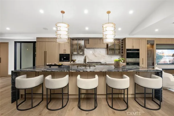 $5,379,000 | 4607 Alta Canyada Road, La Canada Flintridge, CA 91011
