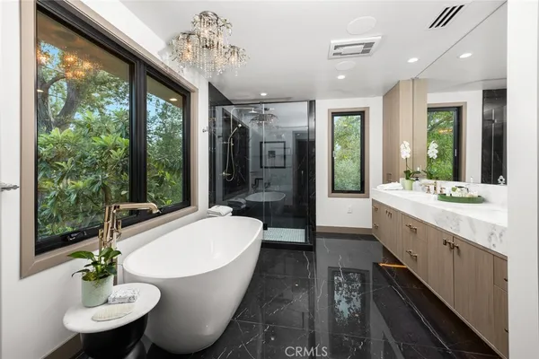 $5,379,000 | 4607 Alta Canyada Road, La Canada Flintridge, CA 91011